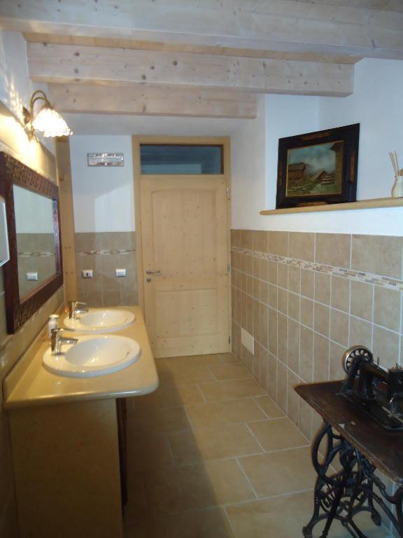 Appartamenti Camere Masi Brenta Rovereto  Buitenkant foto