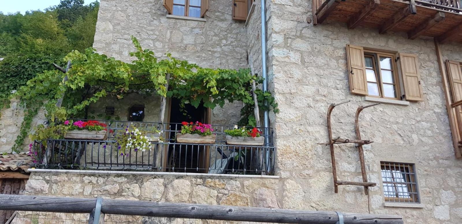Appartamenti Camere Masi Brenta Rovereto  Buitenkant foto